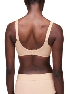 Chantelle Smooth Lines Very Covering Moulded Bra - Golden Beige -Outlet Soft Curve Bra Store braforme chantelle c11n10 01n b