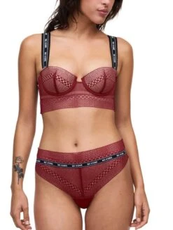 Chantelle No Icons Bandeau Foam Bra - Raspberry -Outlet Soft Curve Bra Store chantelle 20x 20no 20icons 20t00c20 20020 20raspberry 20full