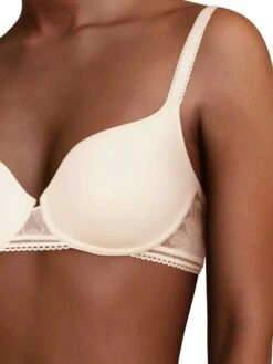 Passionata Marta Covering T-Shirt Bra - Pearl -Outlet Soft Curve Bra Store passionata 20marta 20bra 20p46h90 200nl 20pearl 20close