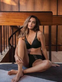 Wacoal Lisse Moulded Bra - Black 6 Wacoal Lisse Moulded Bra - Black -Outlet Soft Curve Bra Store wacoal 20lisse 20bra 20we145001 20blk 20ls